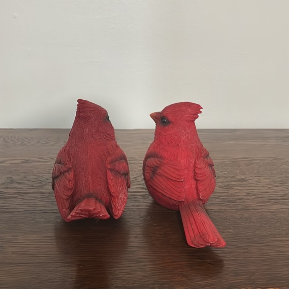 NWT- Set of 2- Red Cardinal Bird Figurine Decorations 4.25"H x 6.25"W - Picture 12 of 17